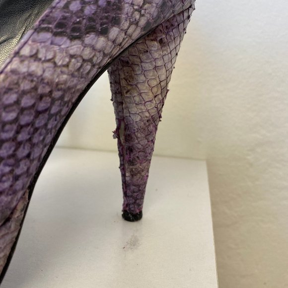 Stuart Weitzman, High heel - Picture 3 of 3